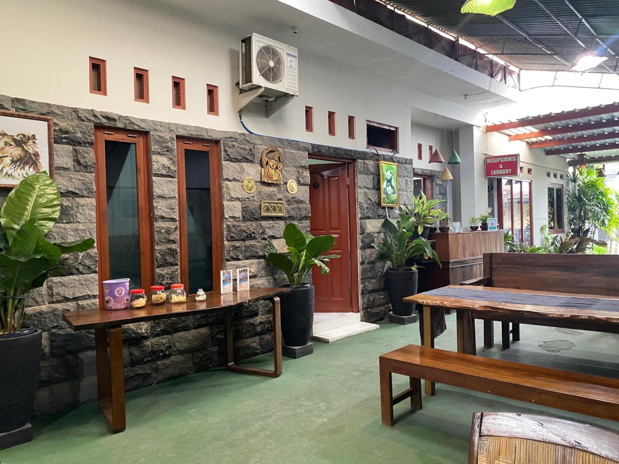 Ada Séjour chez l'habitant Magelang